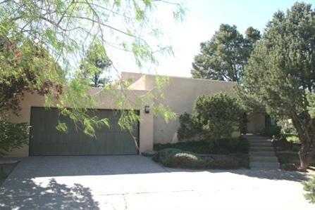 Home for Sale – 1801 Notre Dame Dr. NE